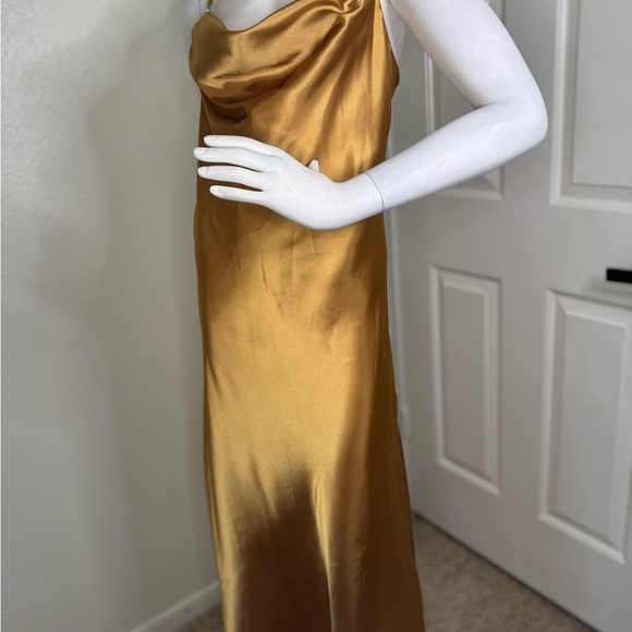 Sophia by Delicates Elegant Gold Satin Gown - Picture 3 of 9